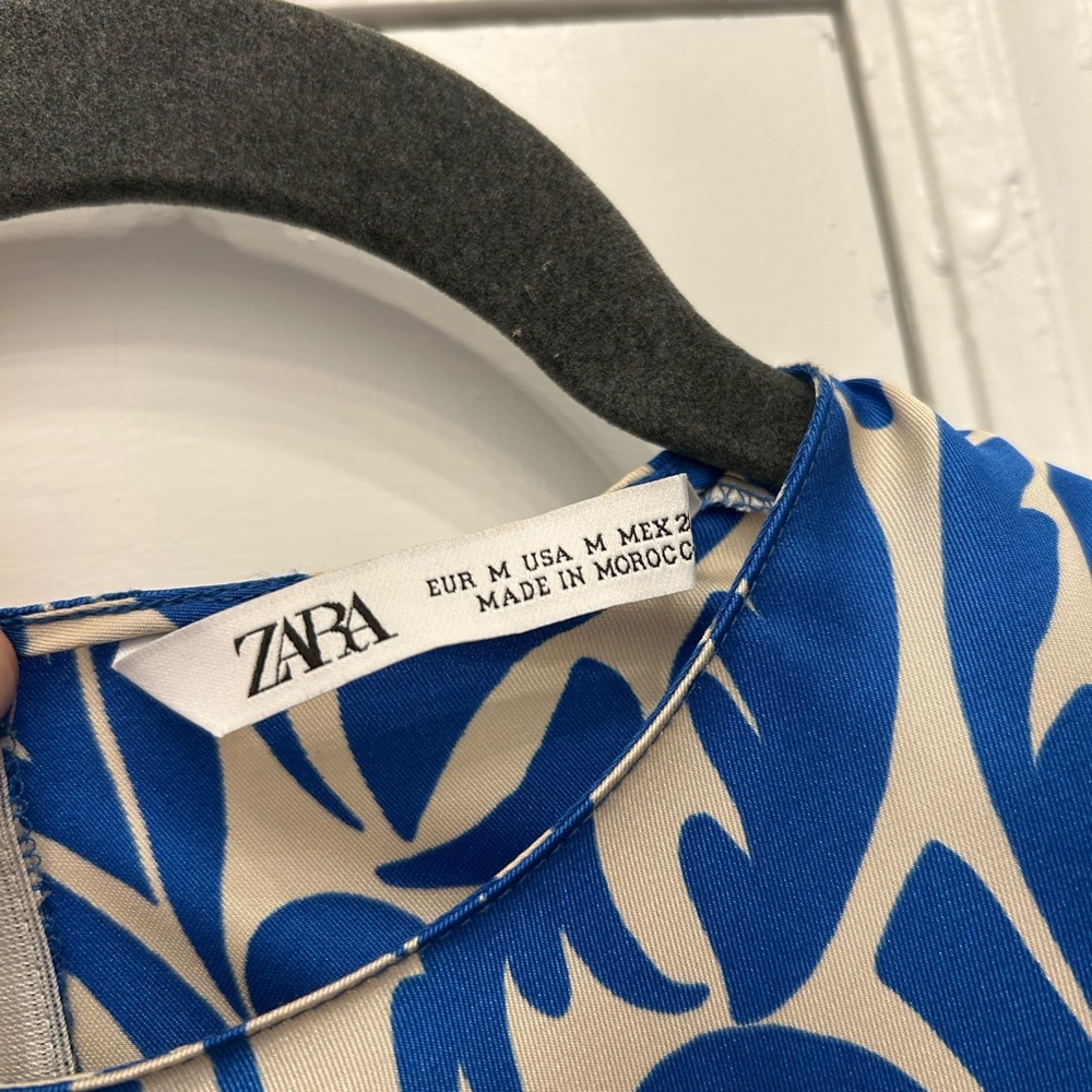 Zara Blue and White Patterned Dress - Picture 3 of 3